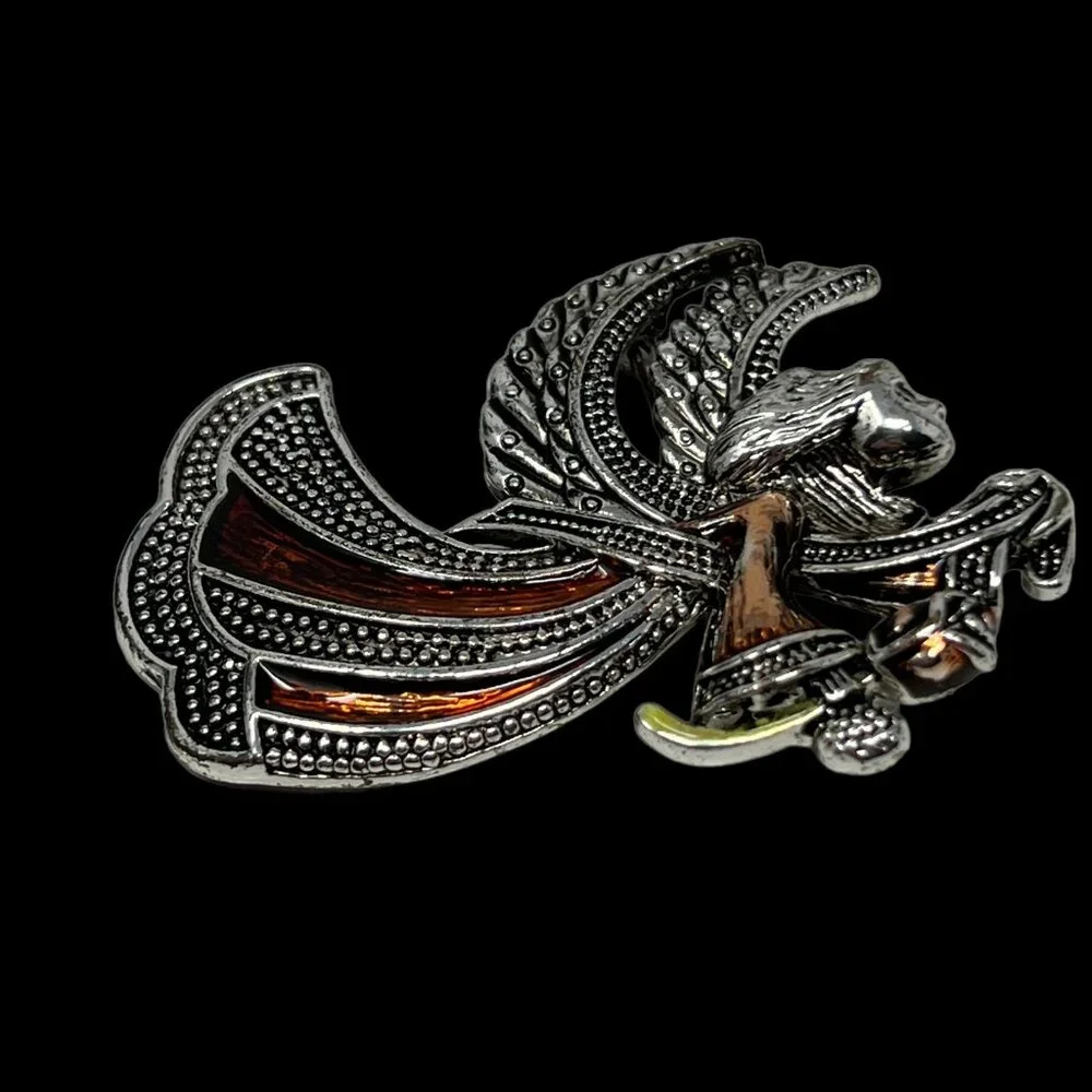 N/A angel brooch